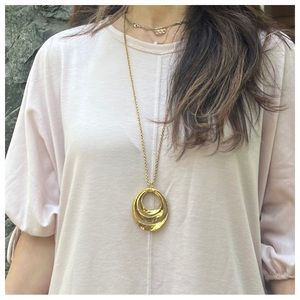 Chain Unique and stylish Must have Statement piece Necklace